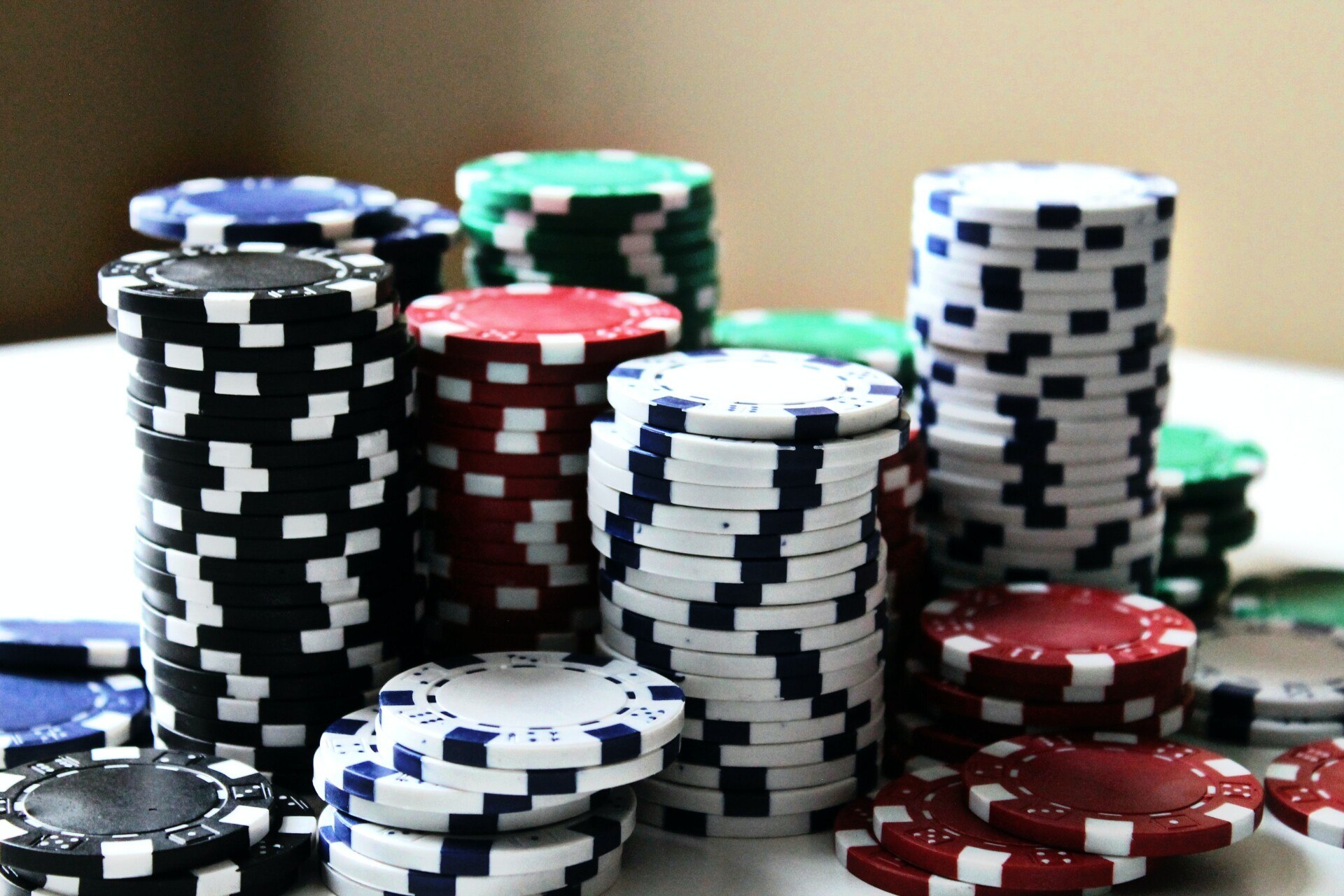 Los bonos de bienvenida en los casinos: una estrategia para maximizar tus ganancias